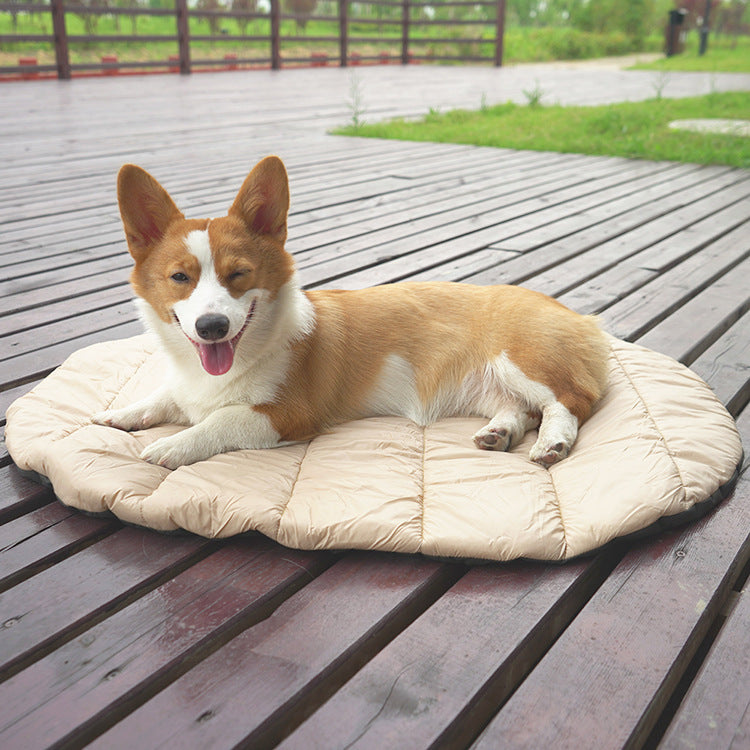 Outdoor Storable Pet Travel Pad Waterproof And Lightweight